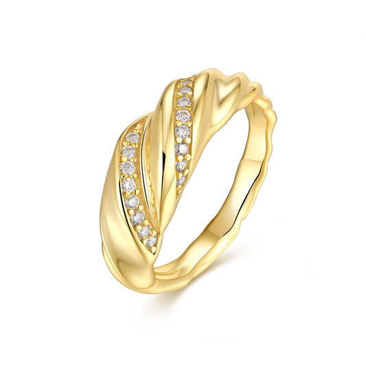 A Luxurious And Fashionable Light Luxury Jewelry Silver Ring Set With Top-quality Moissanite, S925 Silver Electroplated With Gold