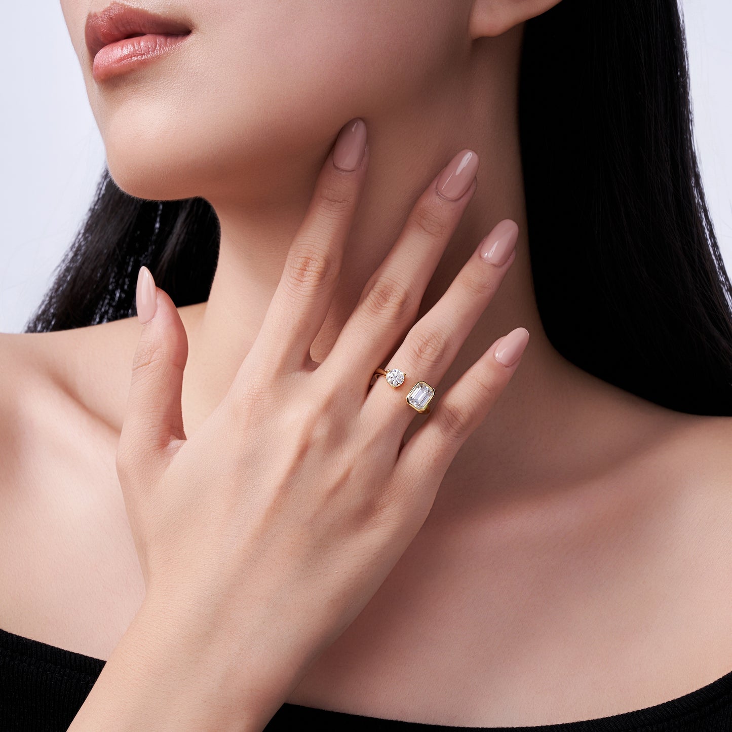 Engraved With Top-quality Moissanite, This Luxurious And Fashionable Minimalist Jewelry Set Features Silver Pieces Electroplated With Gold.