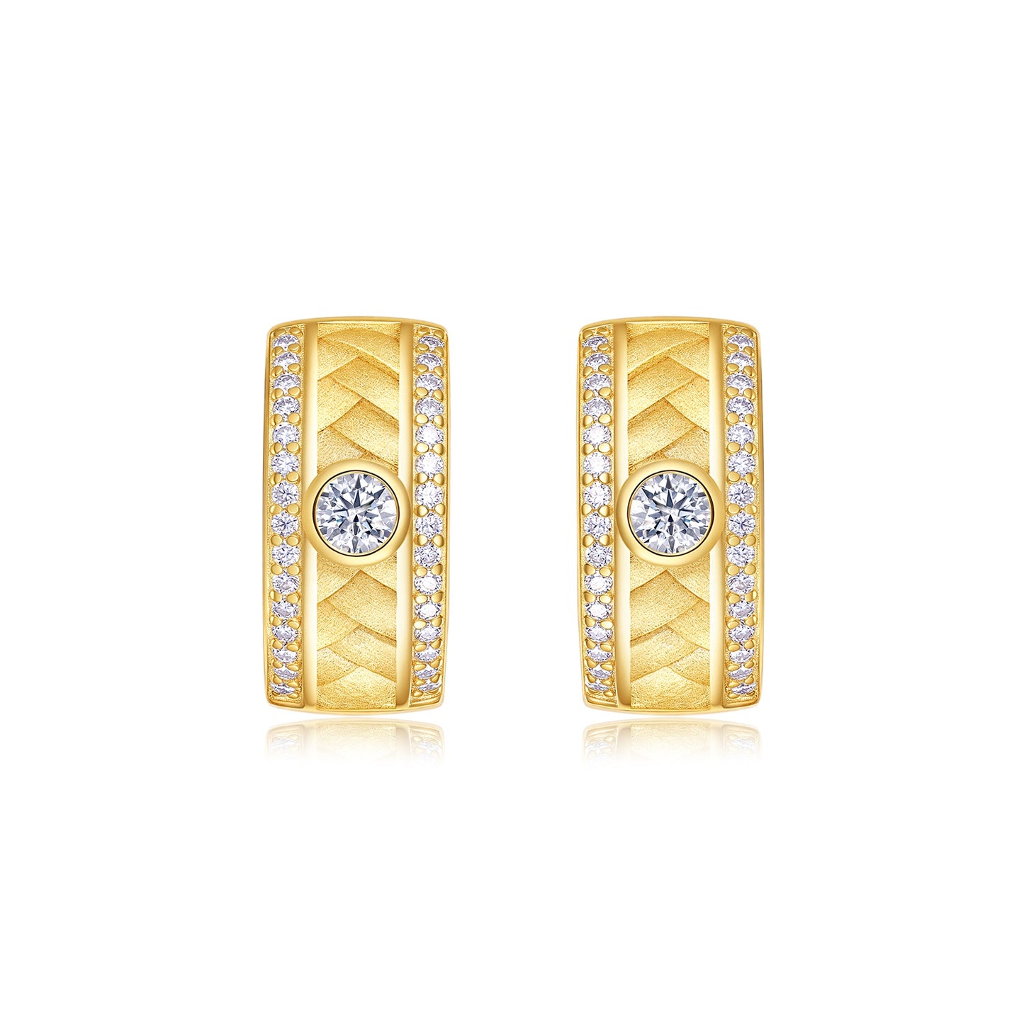 A Luxurious And Fashionable Minimalist Jewelry Earring Set Featuring Top-quality Moissanite Stones, Made Of S925 Silver Electroplated With Gold.