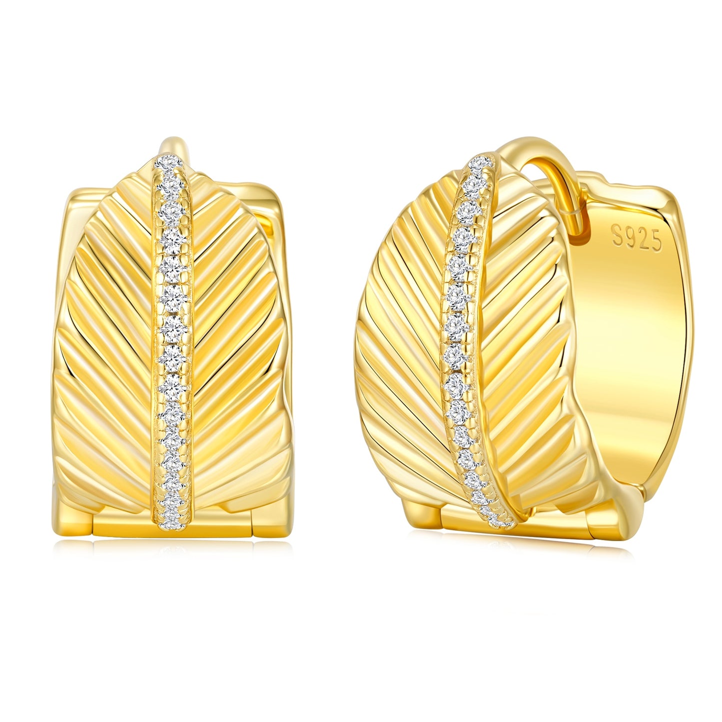 A Luxurious And Fashionable Minimalist Jewelry Earring Set Featuring Top-quality Moissanite Stones, Made Of S925 Silver Electroplated With Gold.