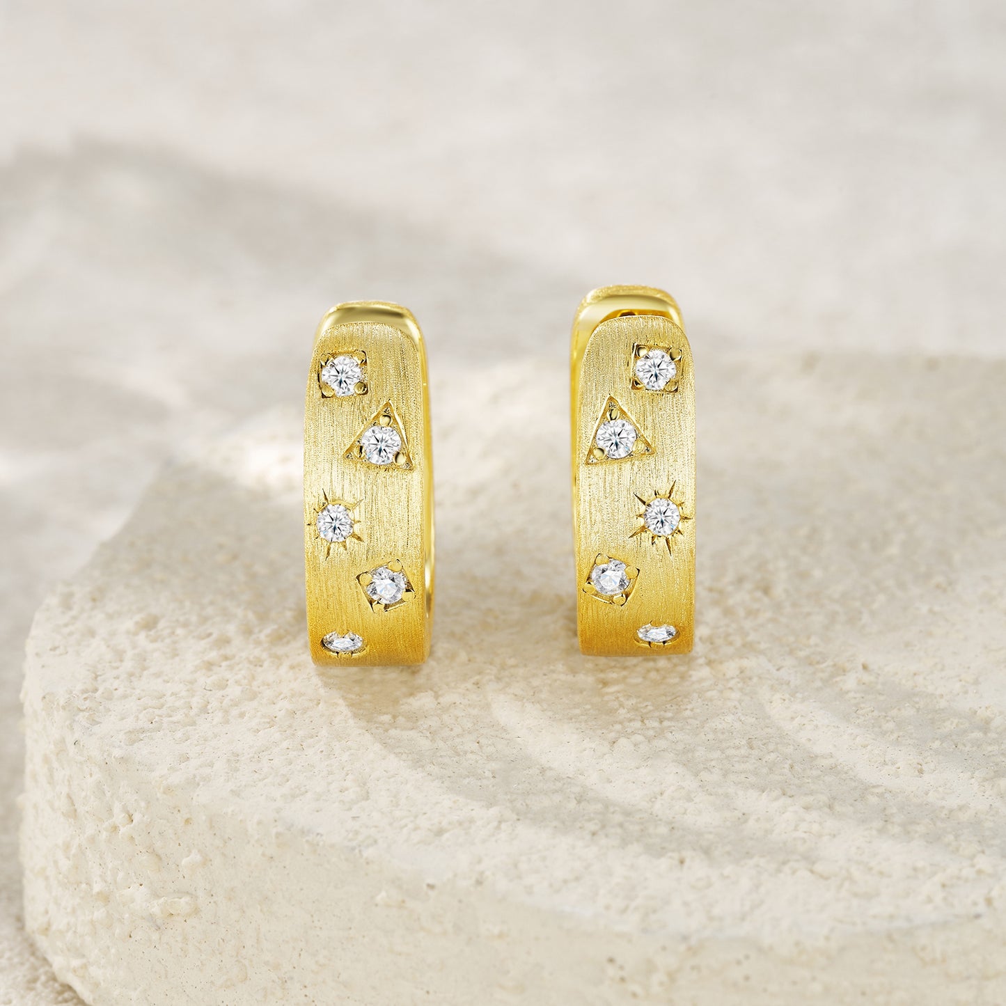 Star Track - Premium Moissanite Luxury Fashion Light Luxury Jewelry Silver Stud Earrings S925 Silver Electroplated Gold