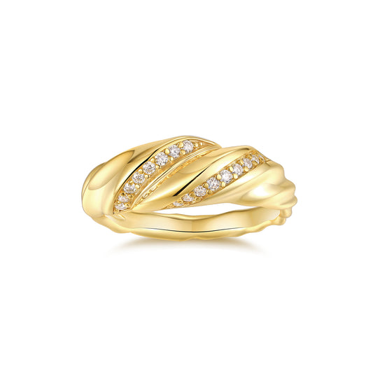 A Luxurious And Fashionable Light Luxury Jewelry Silver Ring Set With Top-quality Moissanite, S925 Silver Electroplated With Gold