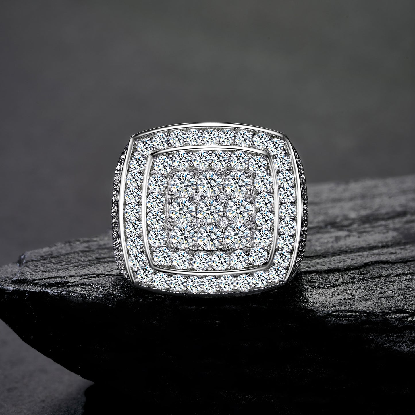 Engraved With Top-quality Moissanite, This Luxurious And Fashionable Minimalist Jewelry Set Features Exquisite Silver Accessories For Men. Made Of S925 Silver With Electroplated Platinum.